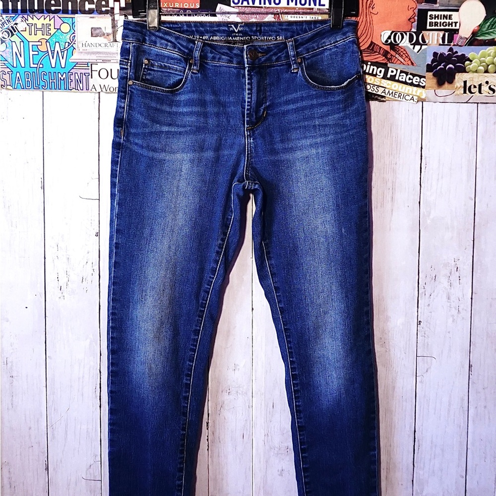 Versace V1969 ABBIGLIAMENTO SPORTIVO SRL